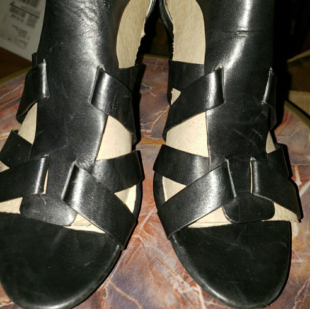 Michael Kors Open Toe Leather Black Back Heels Zip